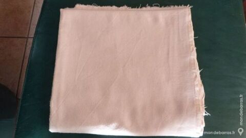 1 ancien coupon de tissu en coton (drap) 8 Écuisses (71)