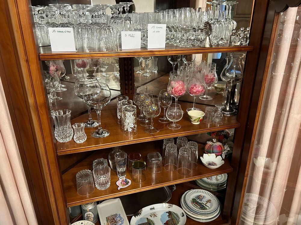 Vide-maison &agrave; MERCEUIL 1 rue du Stade Meubles