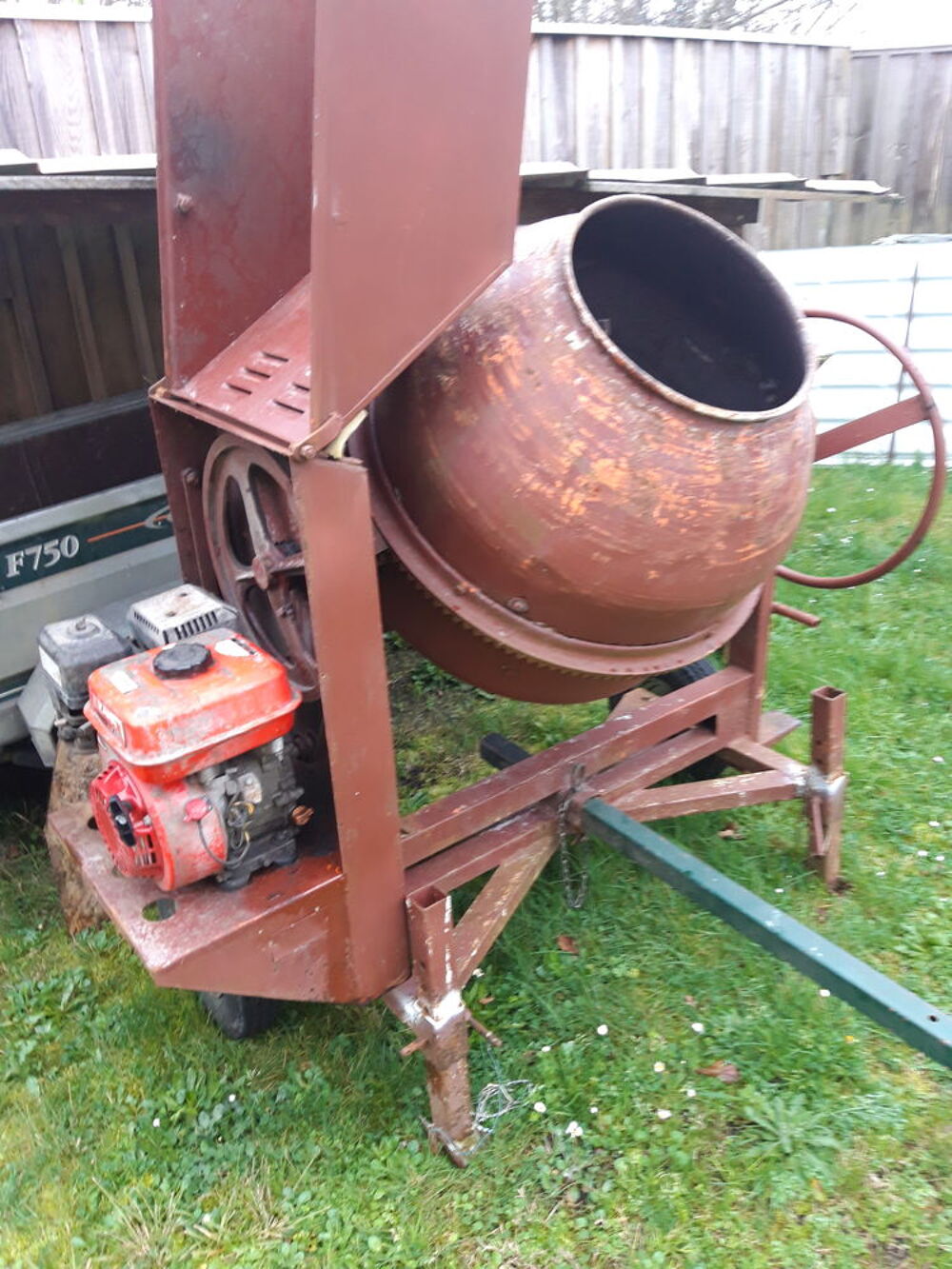 b&eacute;tonni&egrave;re Bricolage