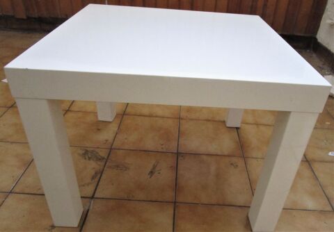 Table basse carr�e laqu�e 15 Marseille 4 (13)