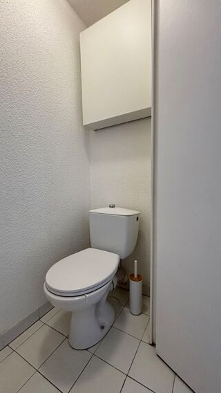  Appartement à louer 2 pièces 28 m² Sète