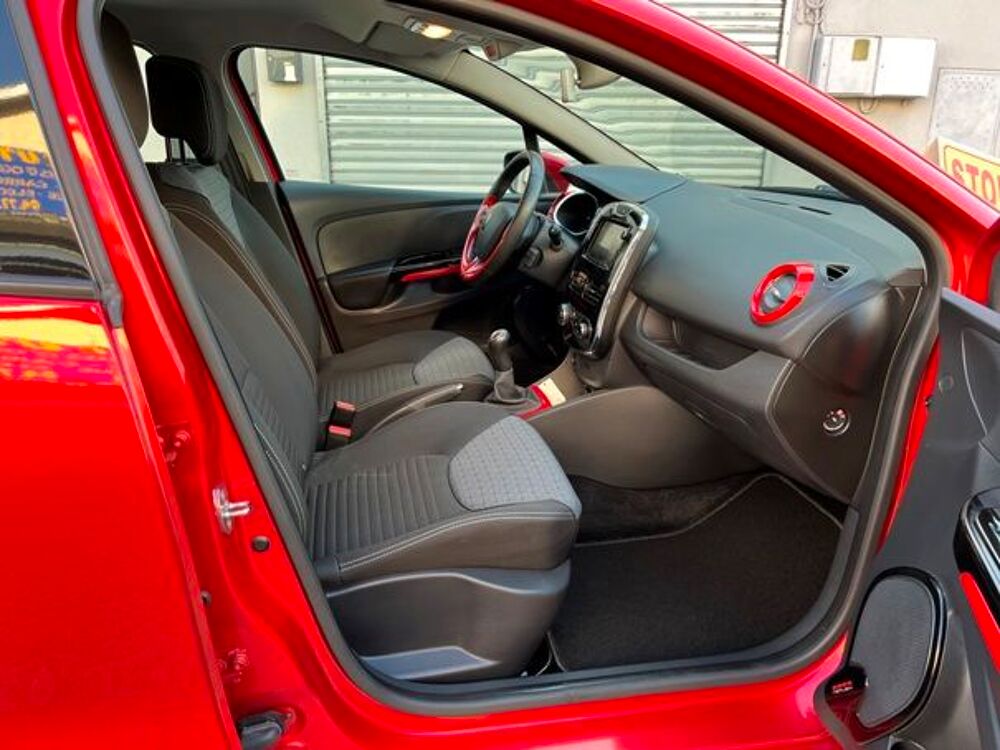 Clio IV dCi 90 Energy eco2 Business 90g 2013 occasion 42700 Firminy