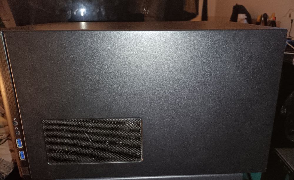 Ordinateur (Ex Serveur) [ AMD Ryzen 5 Radeon RX Vega.ROG.32 Matériel informatique
