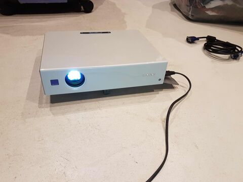 vidoprojecteur sony 200 Anglet (64)