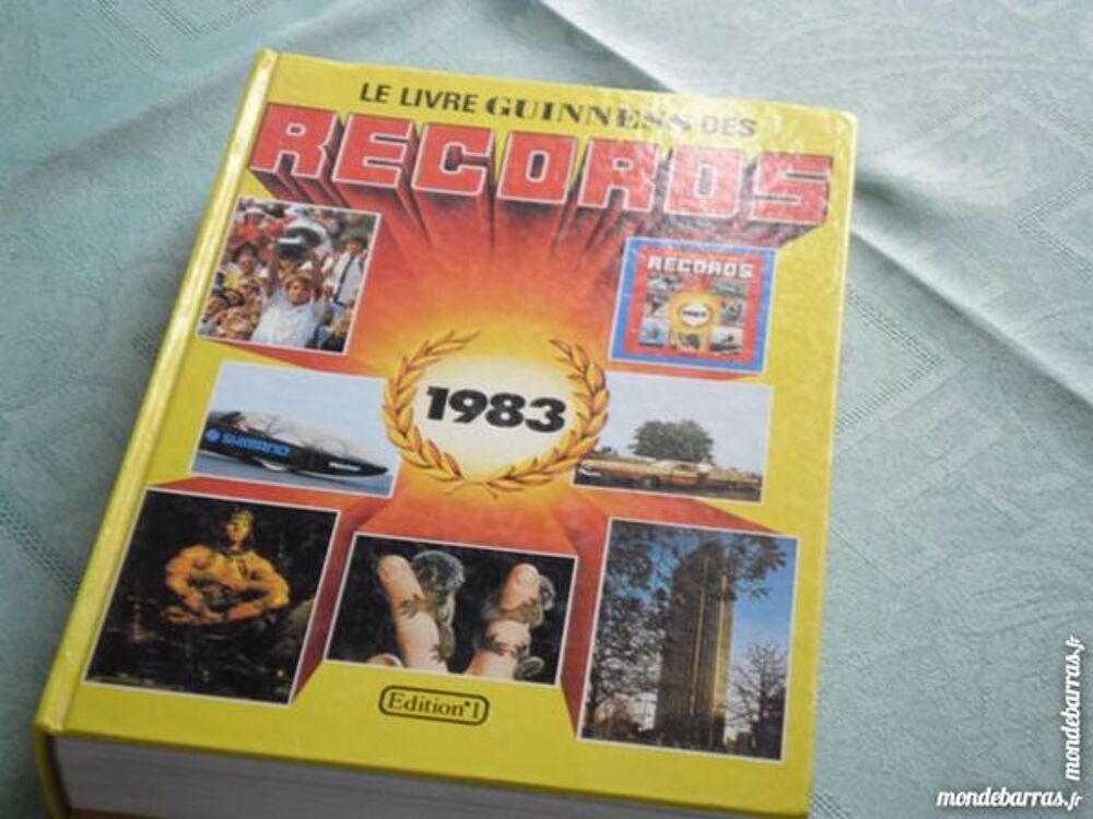 LIVRE DES RECORDS 1983 Livres et BD