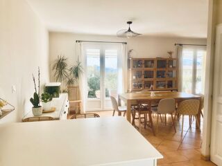  Villa à vendre 5 pièces 156 m²