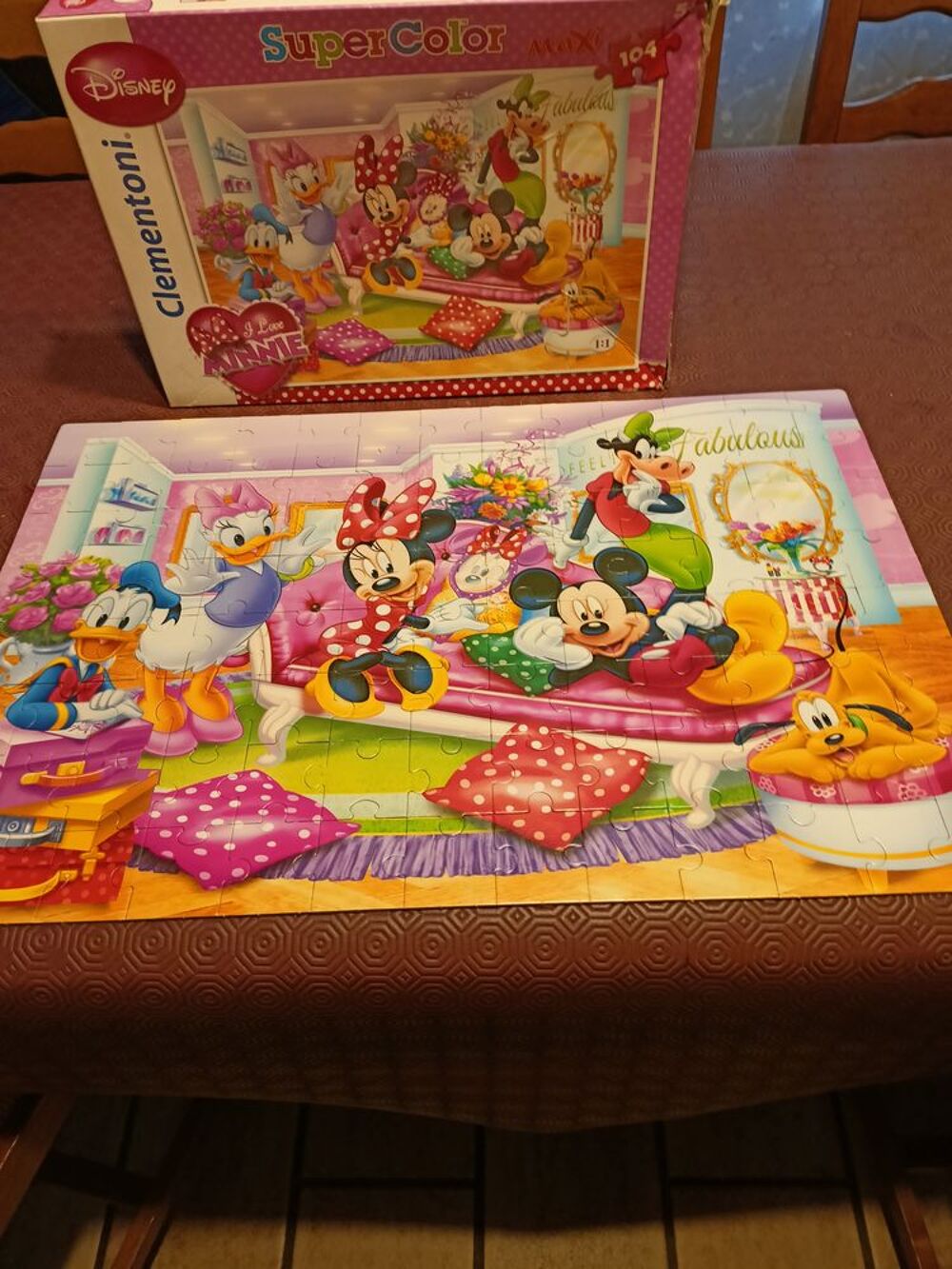 tr&egrave;s beau puzzle mickey et ses amis Jeux / jouets