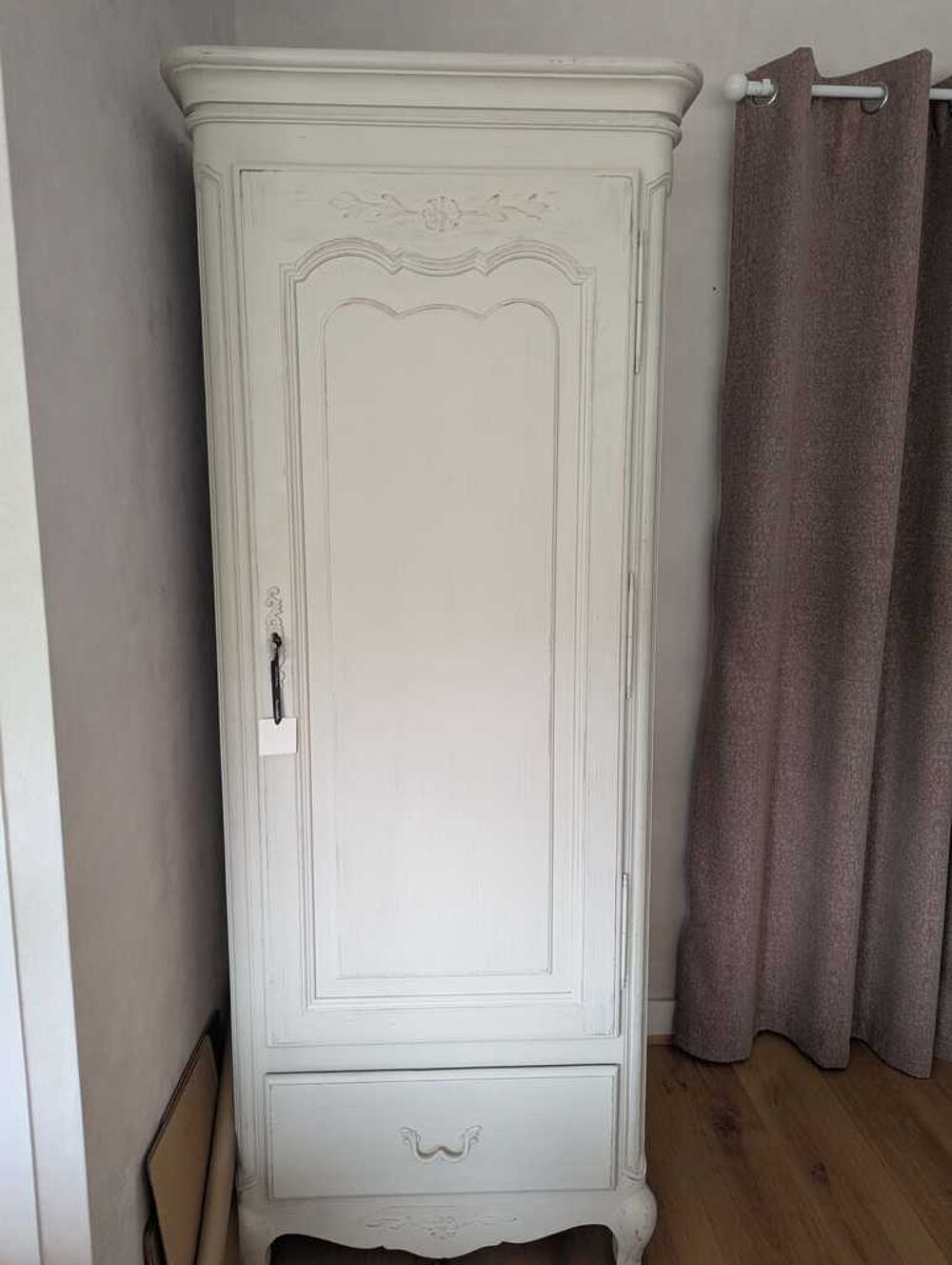 Armoire en bois blanc avec tiroir marque interior's Meubles