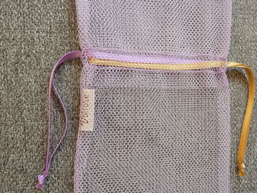 Pochette/ Etui &agrave; Lunettes en Tulle Violet avec 2 Rubans-Neuf Bijoux et montres
