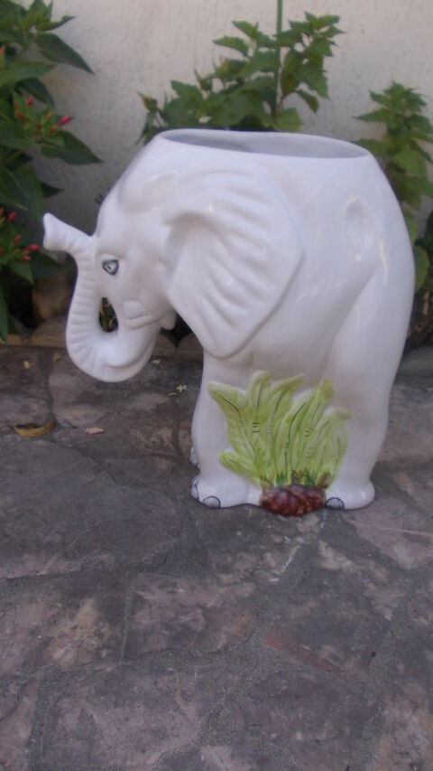 porte parapluie 42 Thiais (94)