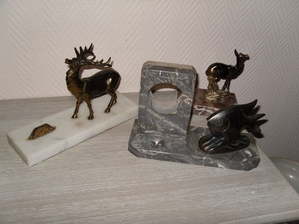 Statue Cerf r&eacute;gule ann&eacute;es 50s TBE Jeux / jouets