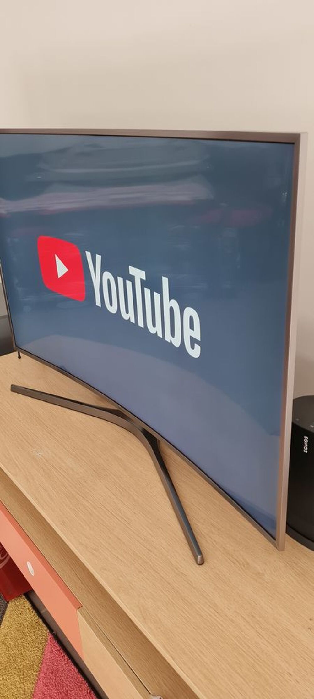 TV SMART SAMSUNG 4K incurv&eacute;e connect&eacute;e 123cm Photos/Video/TV