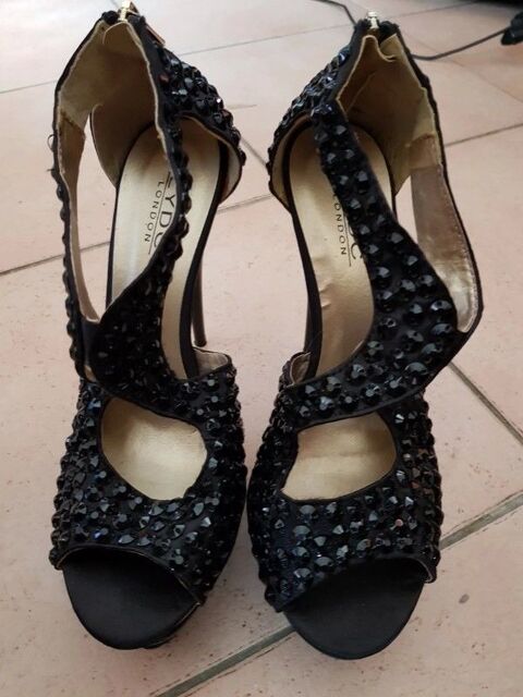 Escarpin noir a strass talon 14 cm marque lydc london neuve  25 Viriat (01)