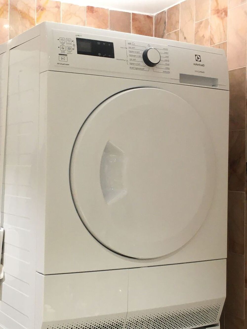 S&egrave;che-linge de marque Electrolux Electroménager