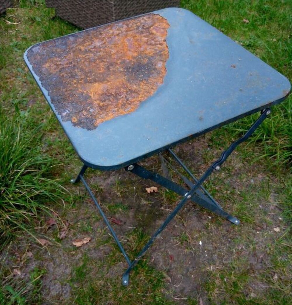 table en m&eacute;tal 40 x 40 cm Jardin