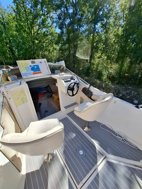 Bateaux &agrave; moteur P&ecirc;che-promenade 1991 occasion Rocbaron 83136