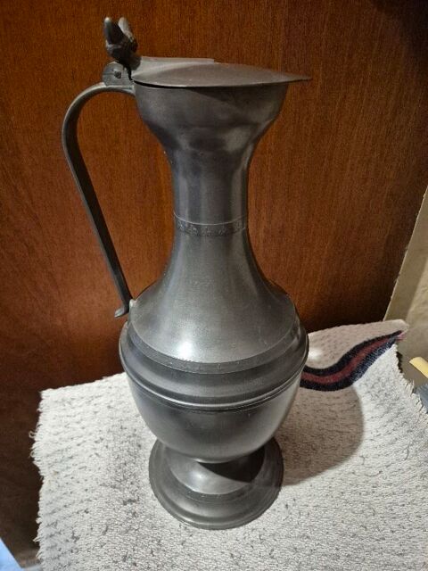 Pichet � couvercle 10 Saint-Dolay (56)