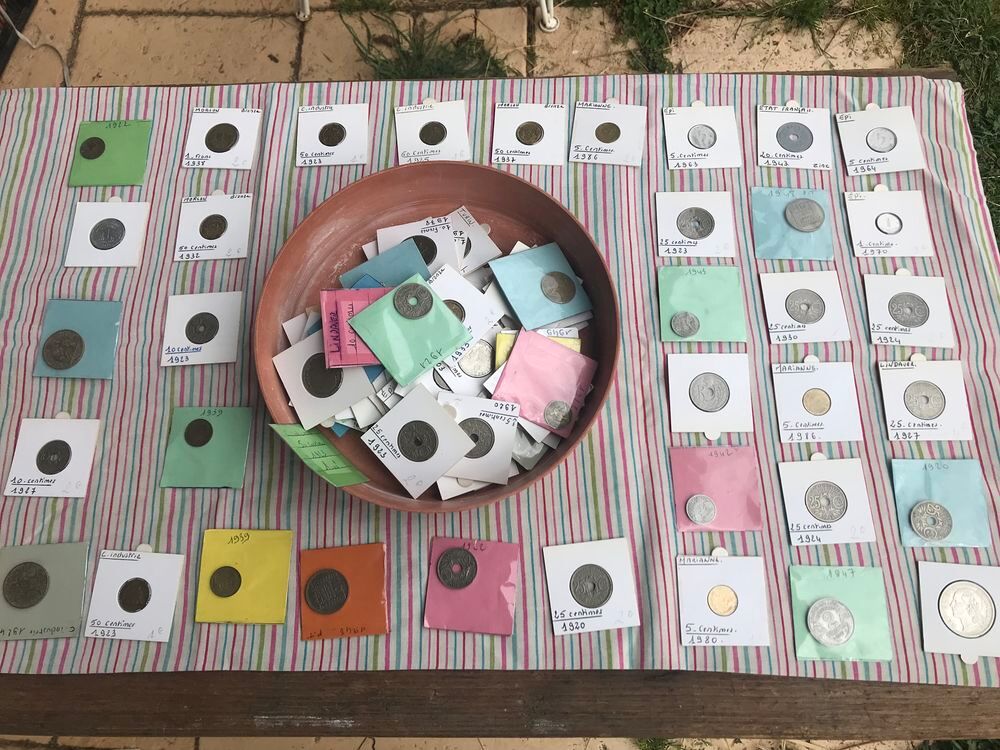 lot de 100 pi&egrave;ces de monnaie anciennes 