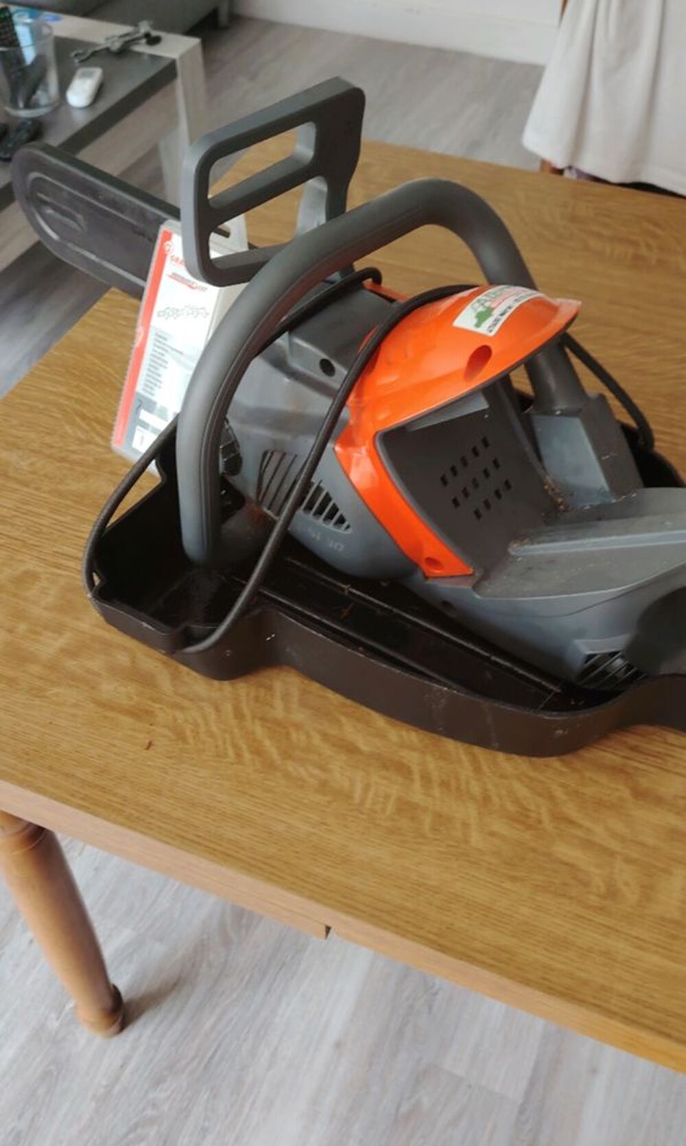 Tron&ccedil;onneuse &agrave; Batterie Oleo mac Jardin