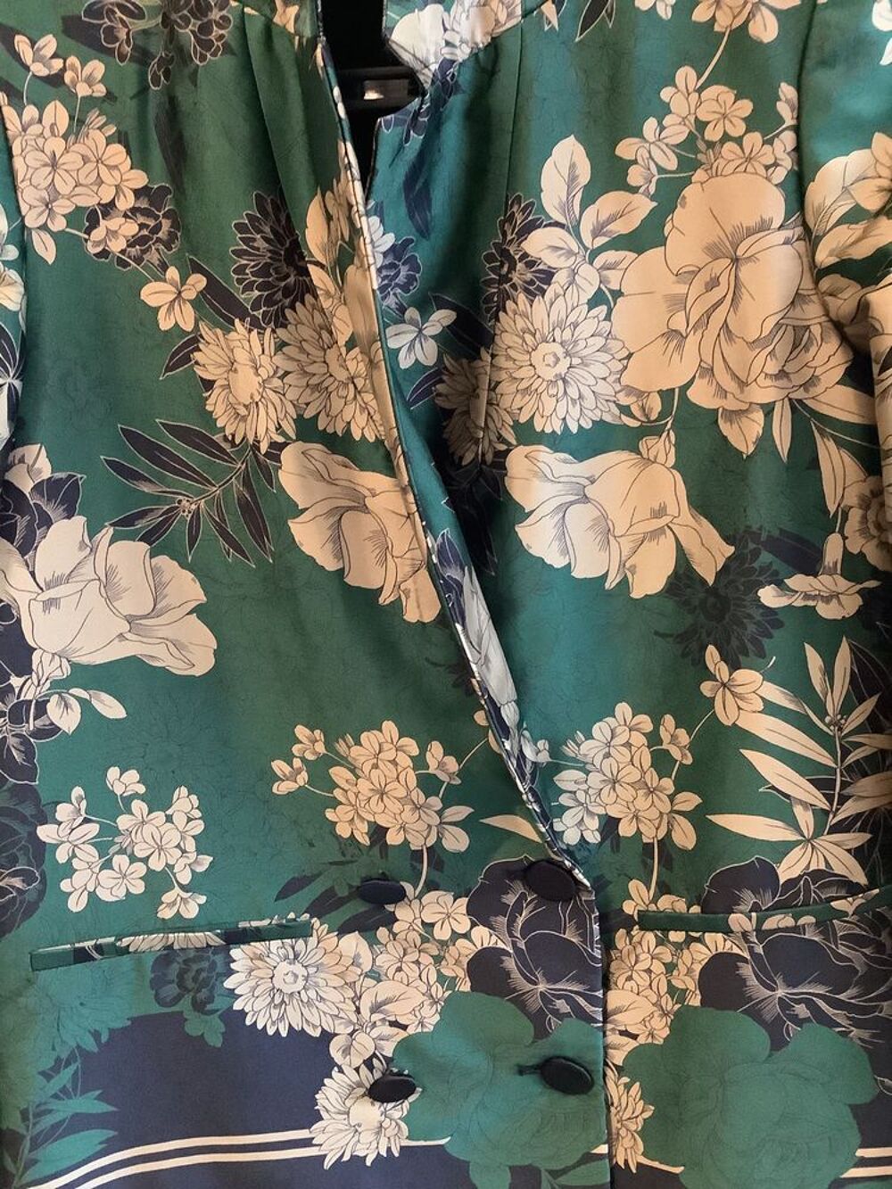 ZARA veste Taille M / Motif Floral Vert Vêtements