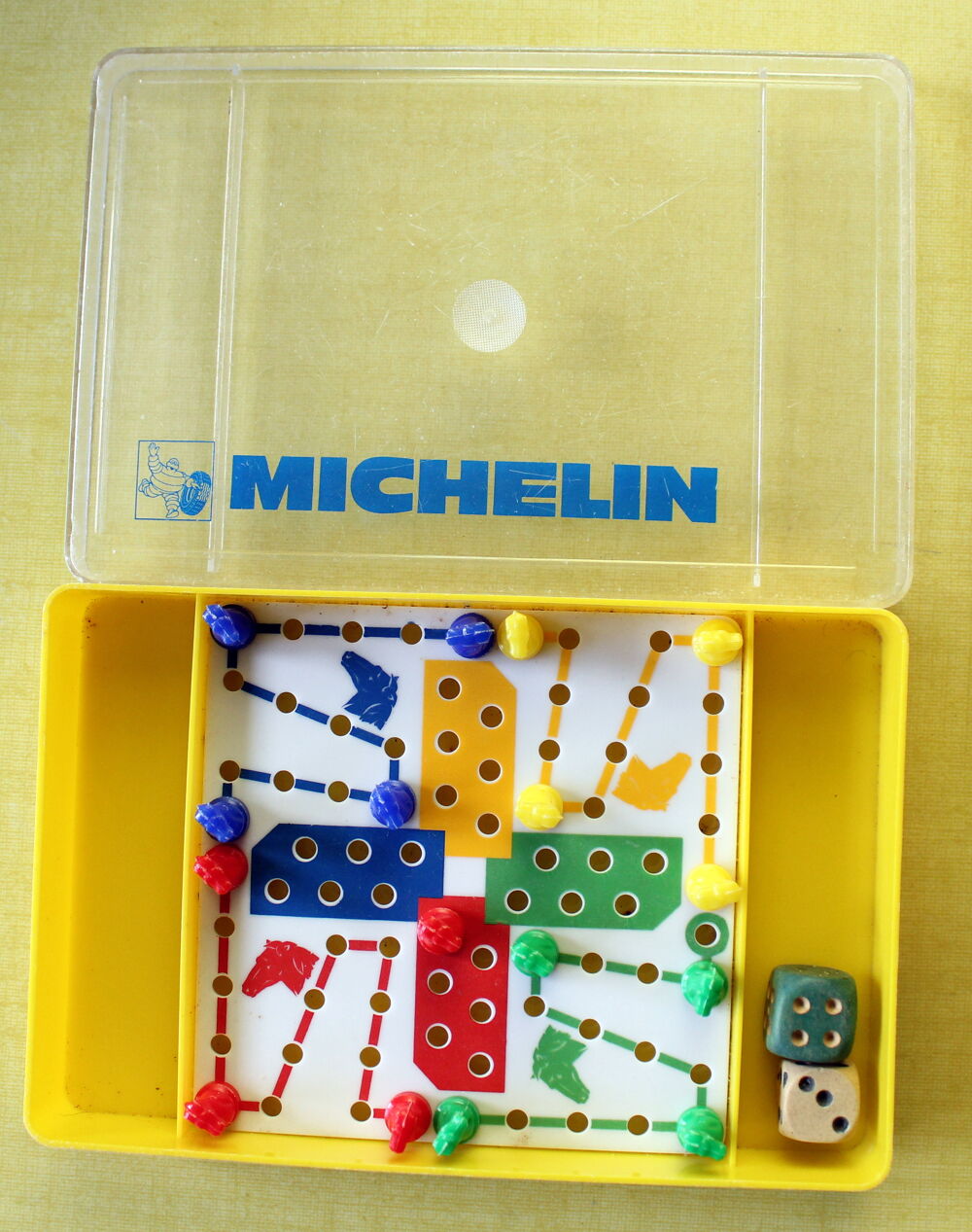 Jeu de soci&eacute;t&eacute; de voyage vintage 70 MICHELIN petits chevaux Jeux / jouets