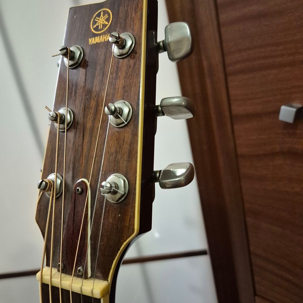 Guitare accoustique YAMAHA FG 300 Instruments de musique