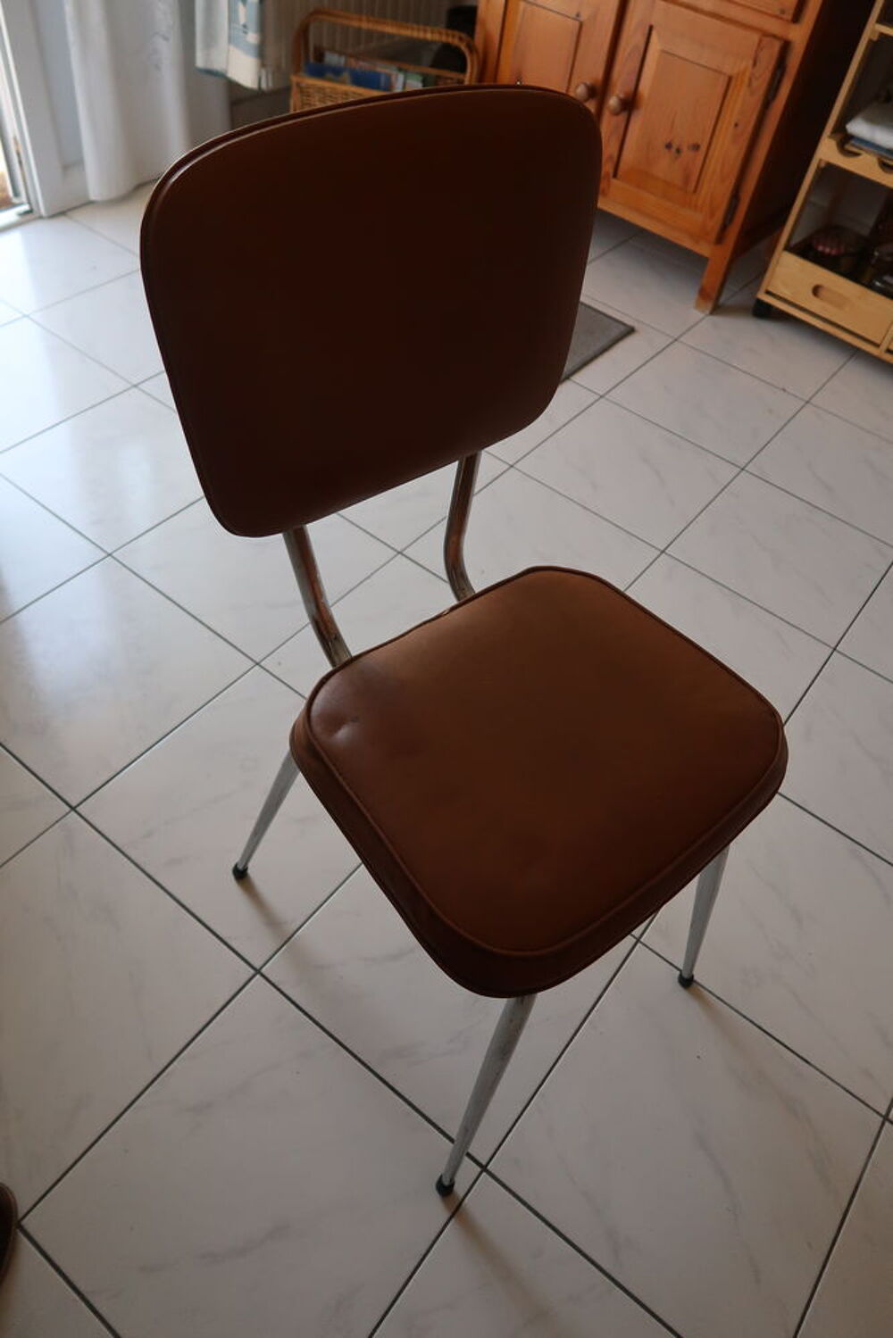 CHAISE METAL ASSISE NYLON Meubles