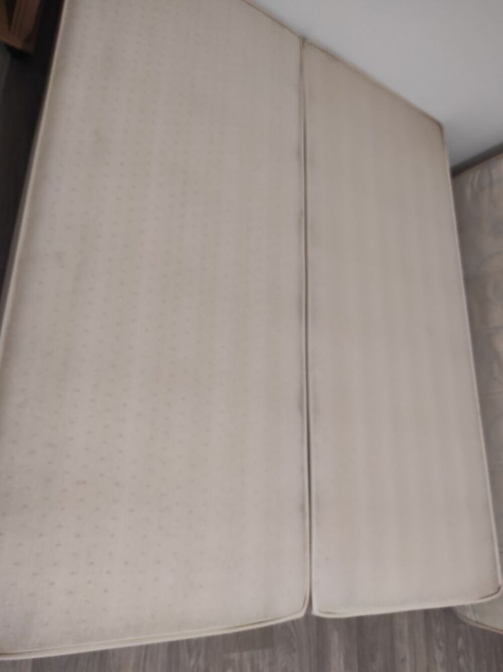 2 sommiers 80*190 + 1 matelas 160*190 Meubles