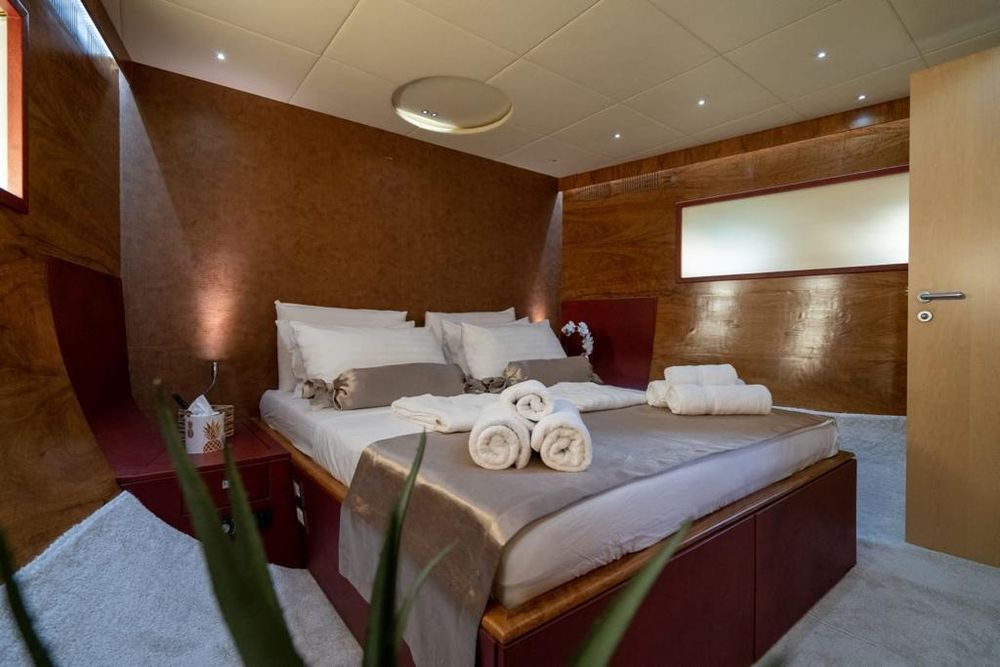 Vedette - Yacht - Offshore 2008 occasion 83990 Saint-Tropez