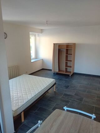  Appartement à louer 1 pièce 30 m²