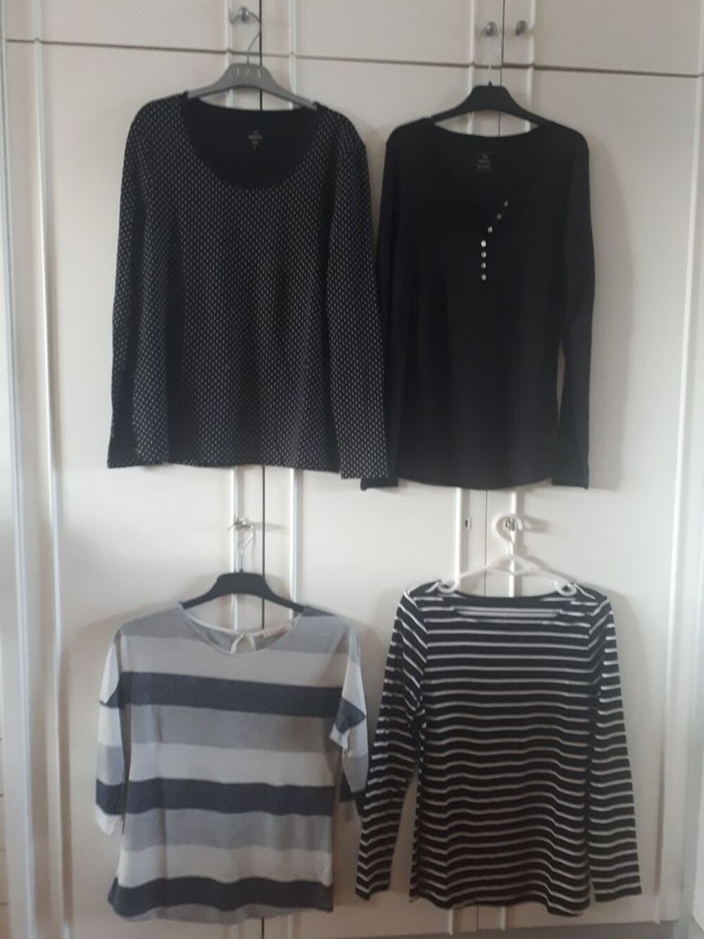 Lot 5 t. Shirt CAMA&Iuml;EU - 40/42 - 5 euros pi&egrave;ce Vêtements