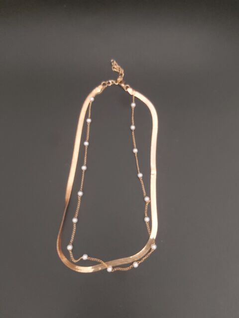 Collier ras de cou 10 Hyres (83)