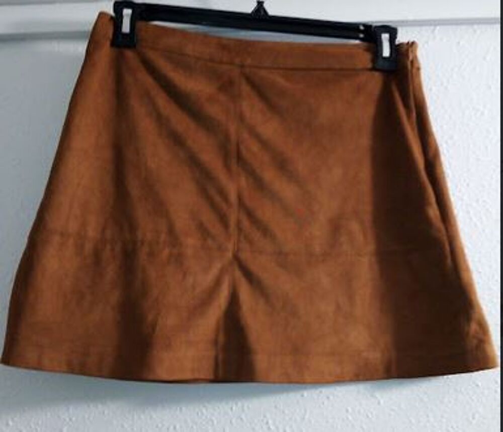 Jupe courte unie coloris camel Vêtements