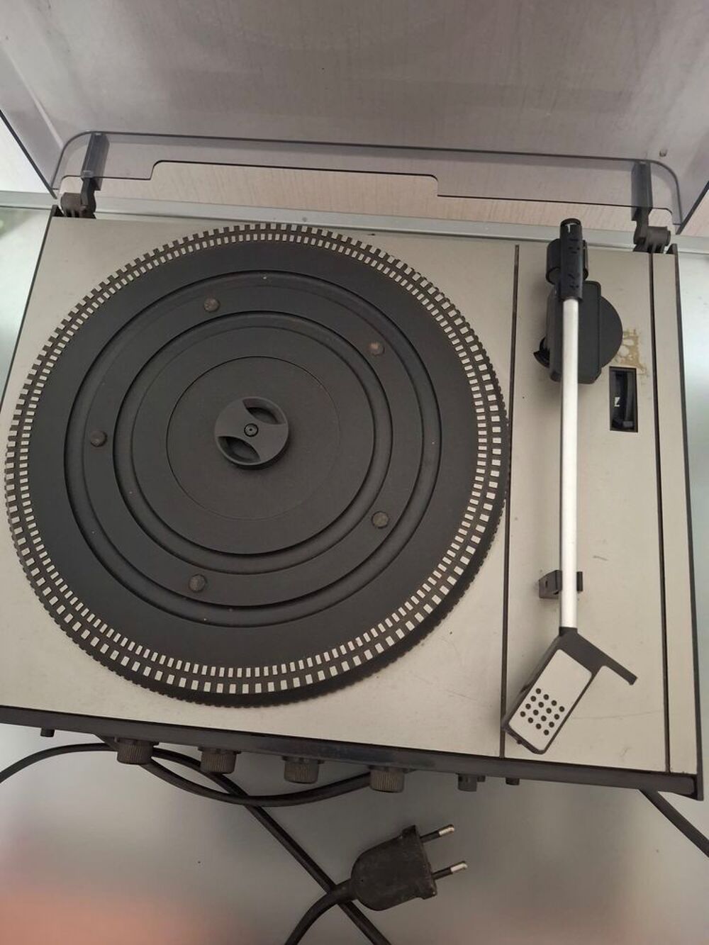 Tourne disque Thompson Audio et hifi
