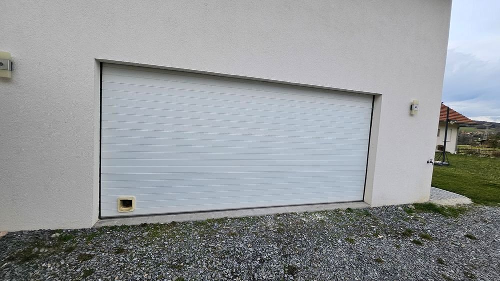 Porte de garage double Meubles