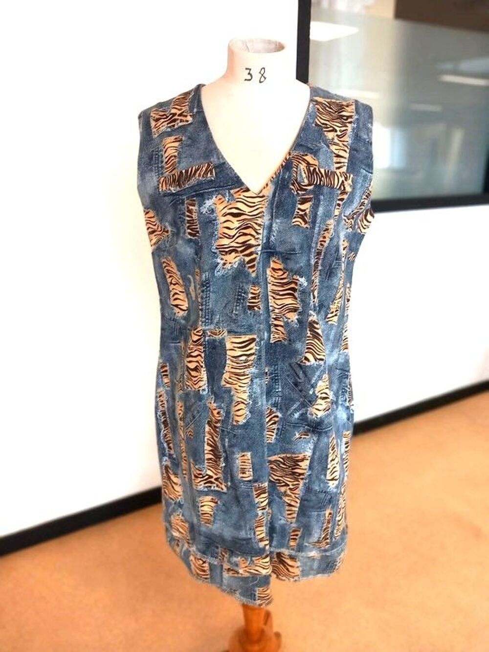 Robe jeans et l&eacute;opard Vêtements