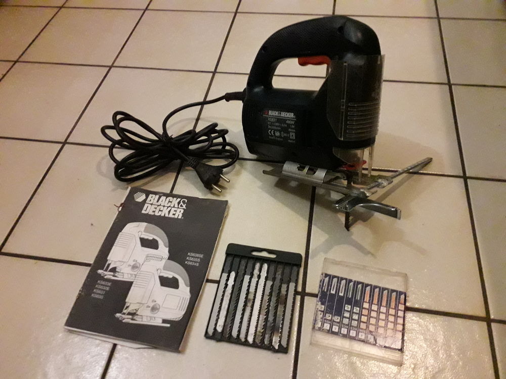 SCIE SAUTEUSE 400 W BLACK &amp; DECKER KS 631 400W H1 ~ 230 V Bricolage