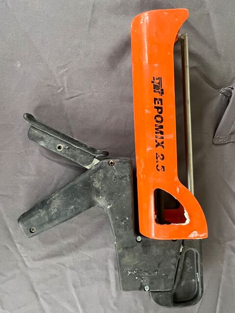 Pistolet SPIT Epomix 2.5 scellement chimique 35 Thoiry (01)