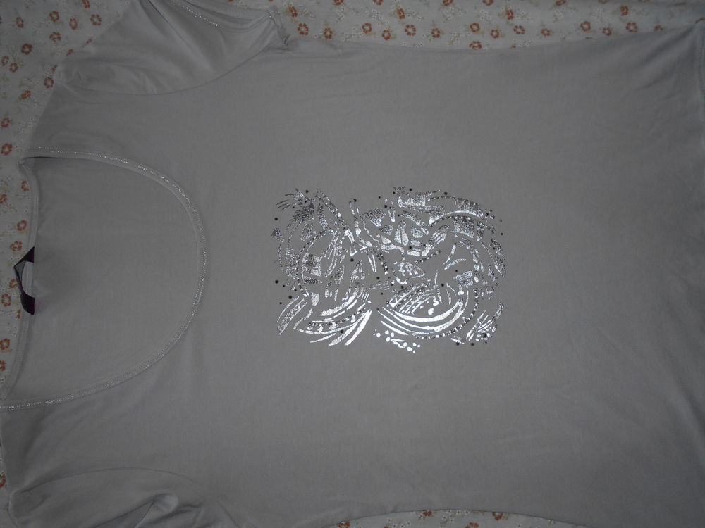 Tee shirt gris marque BURTON Neuf Vêtements