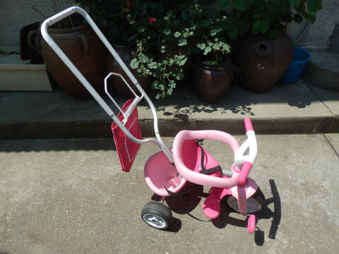 Tricycle SMOBY 15 La Garenne-Colombes (92)