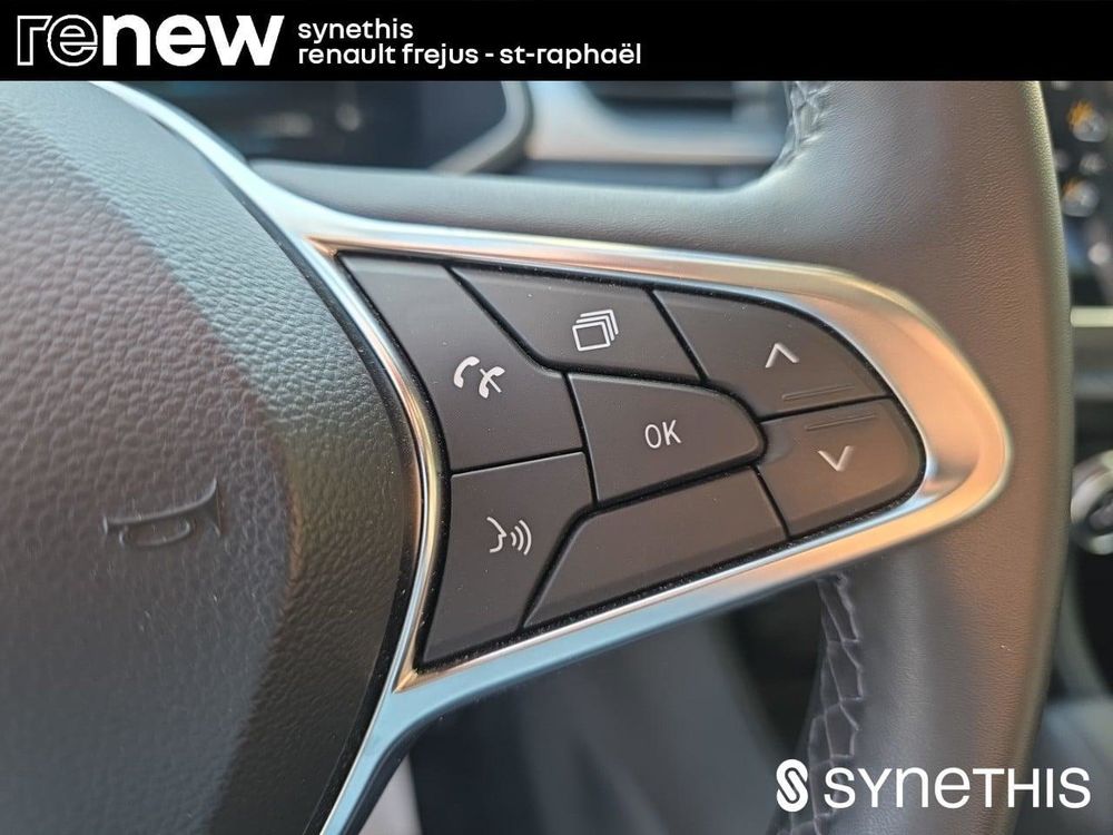 Captur E-Tech full hybrid 145 Techno 2023 occasion 83600 Fr&eacute;jus