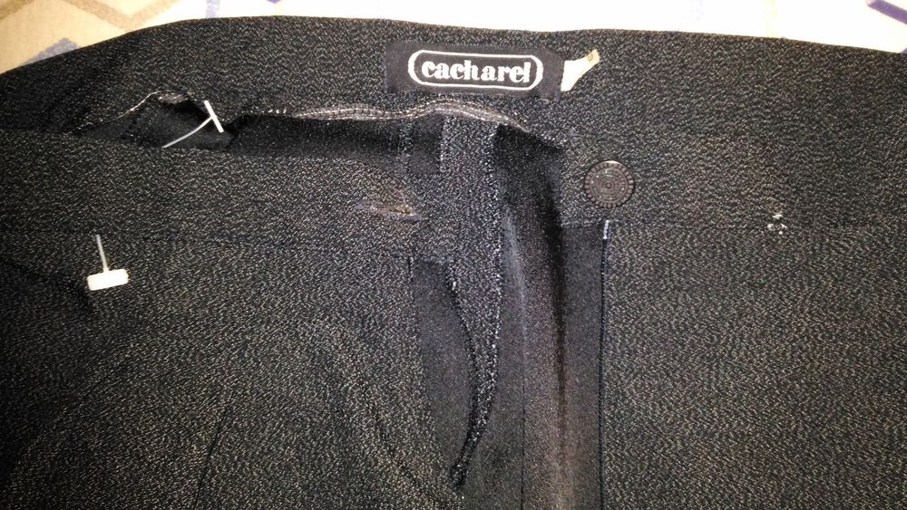 pantalon CACHAREL tissu noir anthracite sans motif extr&ecirc;meme Vêtements