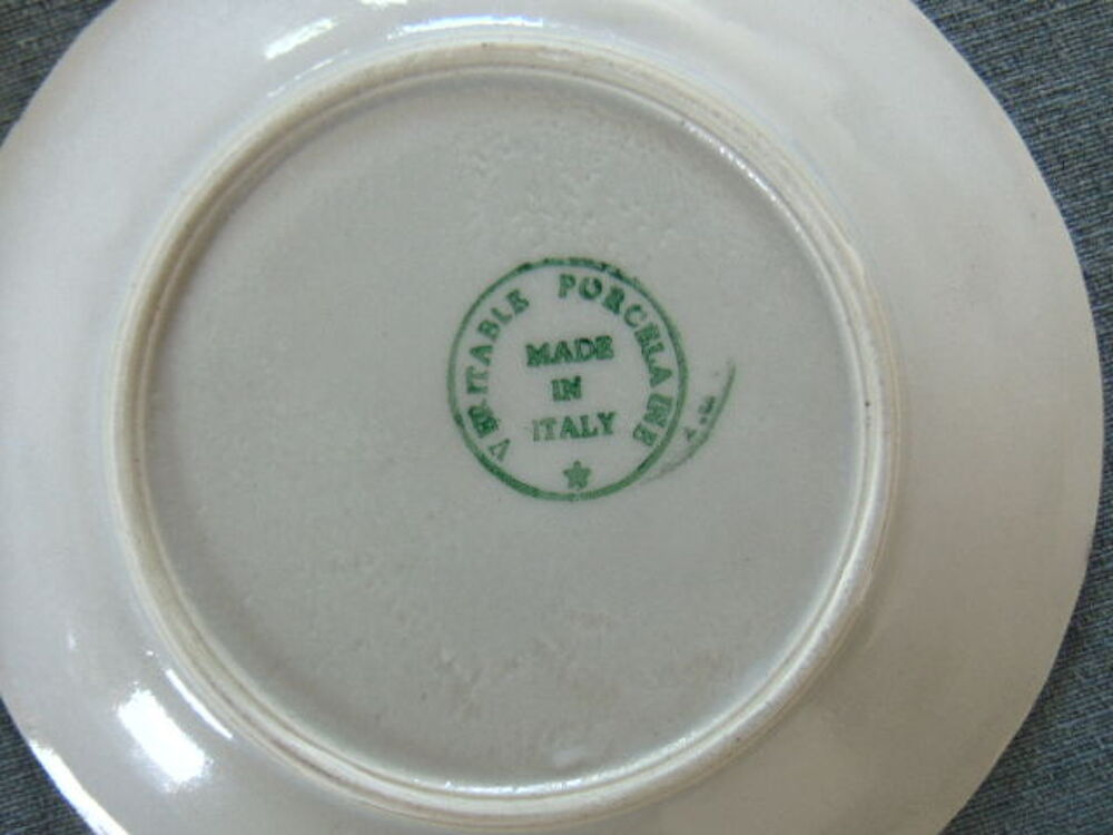 Service &agrave; caf&eacute; en v&eacute;ritable porcelaine ? Italie ? Ann&eacute;es 195 Cuisine