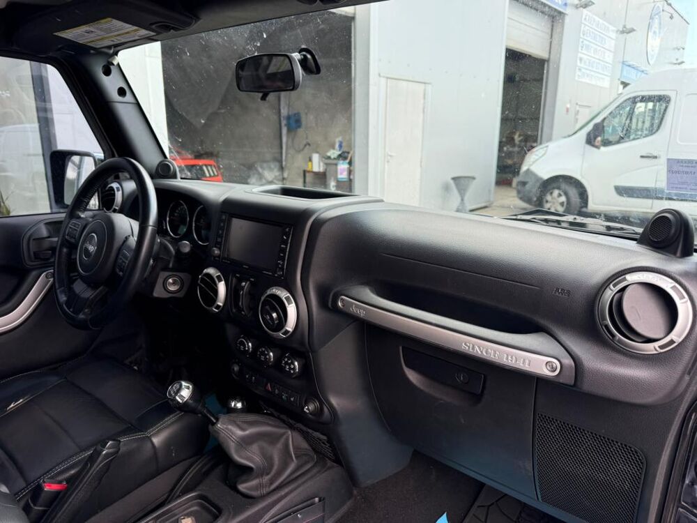 Wrangler SAHARA 2.8 CRD 4X4 200CH GARANTIE 6 MOIS / REPRISE POSSIBLE 2013 occasion 36300 Le Blanc