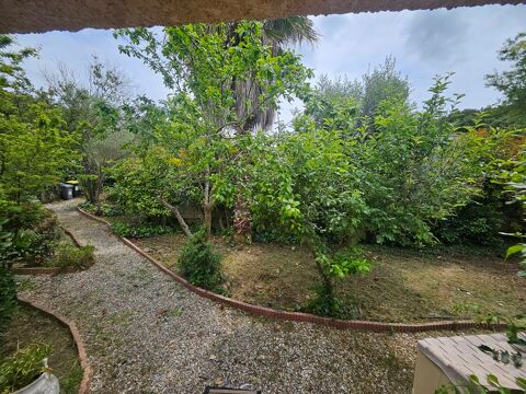   A vendre maison dans le village de Saint Sris Maison - 5 pice(s) - 154 m