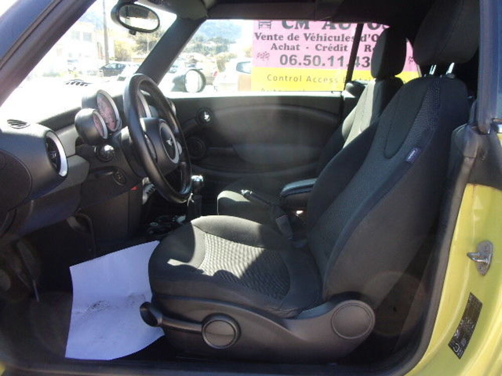 One Cabriolet 1.6i - 98 Pack Salt 2010 occasion 13821 La Penne-sur-Huveaune
