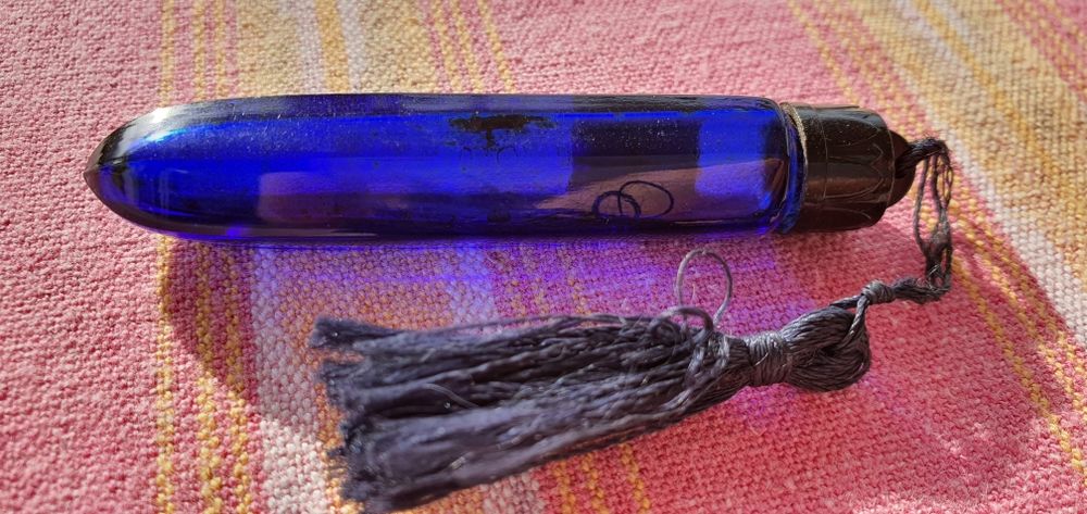 ancien flacon de parfum 