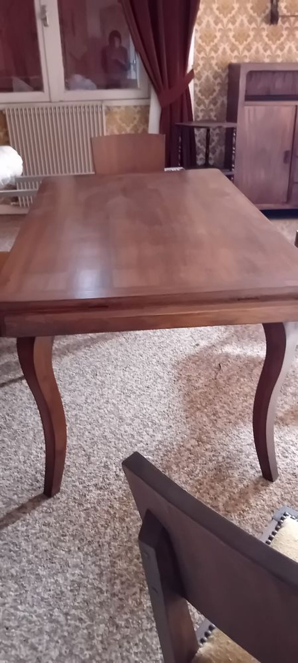 Table de salle &agrave; manger avec 6 chaises Meubles