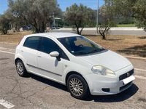 Punto PUNTO 1.4 8V 77 S&S EASY (KIT GRUAU) 2009 occasion 13009 Marseille