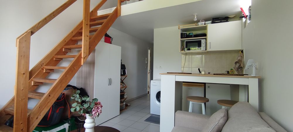 Location Appartement TRÈS BEAU STUDIO-MEZZANINE 32M² Vitry-sur-seine